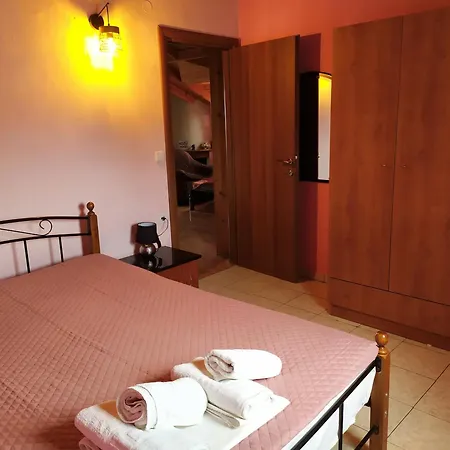 Noufara *