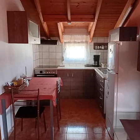 Noufara * Néa Meságkala