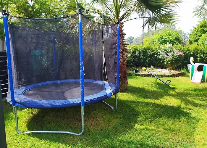 Noufara Apartman Néa Meságkala